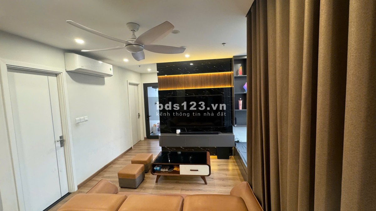 BÁN CĂN GÓC 64m2 full nội thất mới giá 4 tỷ 6 bao thuế phí