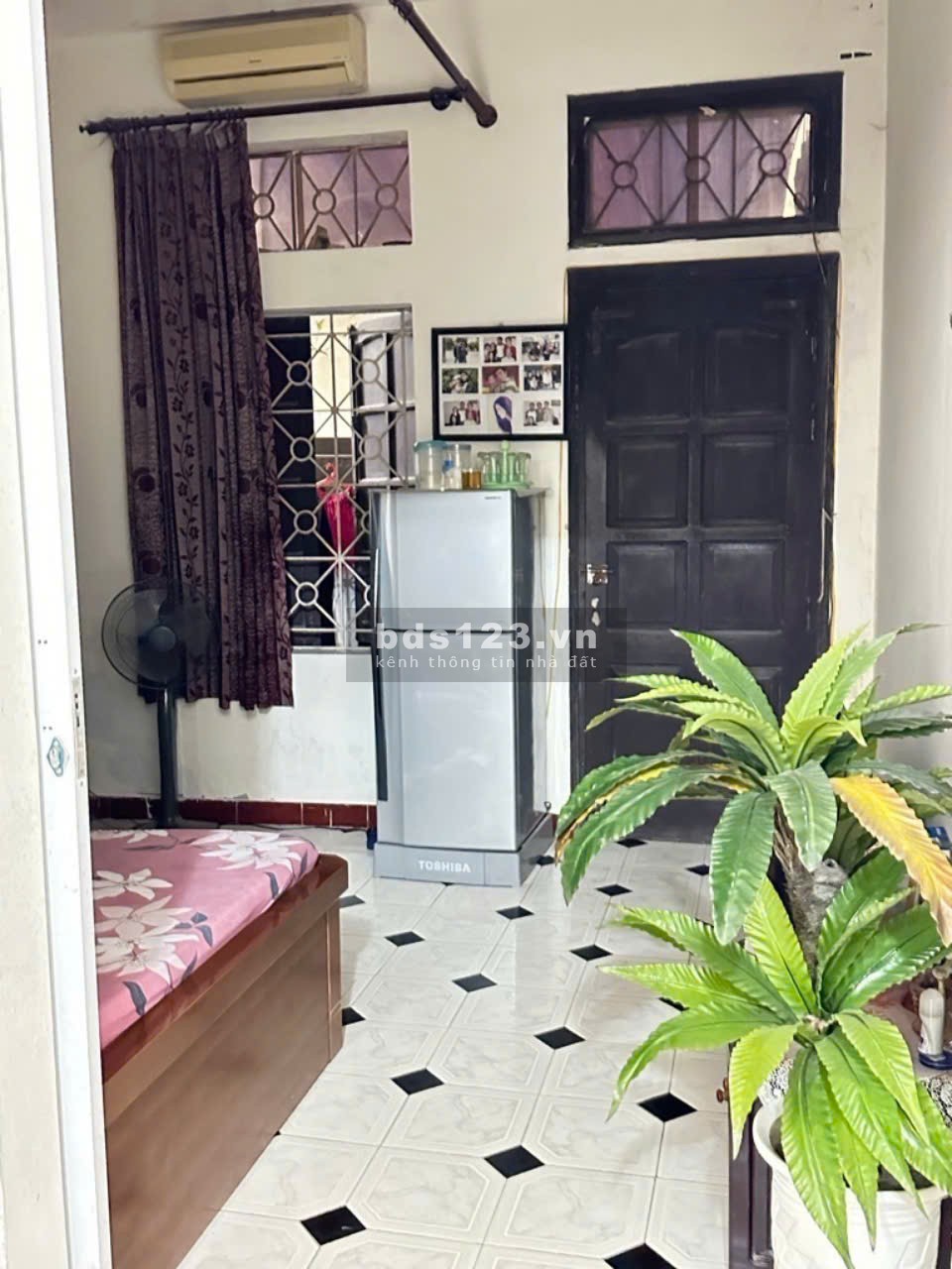 TRung tâm Quận Đống Đa. Phố Chùa Bộc. S 84m2. 4 tầng. MT rộng thênh thang. Giá 17 tỷ