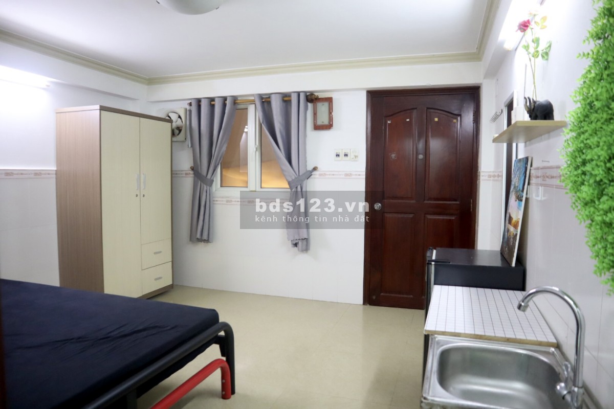 Phòng dịch vụ 3tr9 khu Cư xá Lữ Gia gần ĐH Bách Khoa