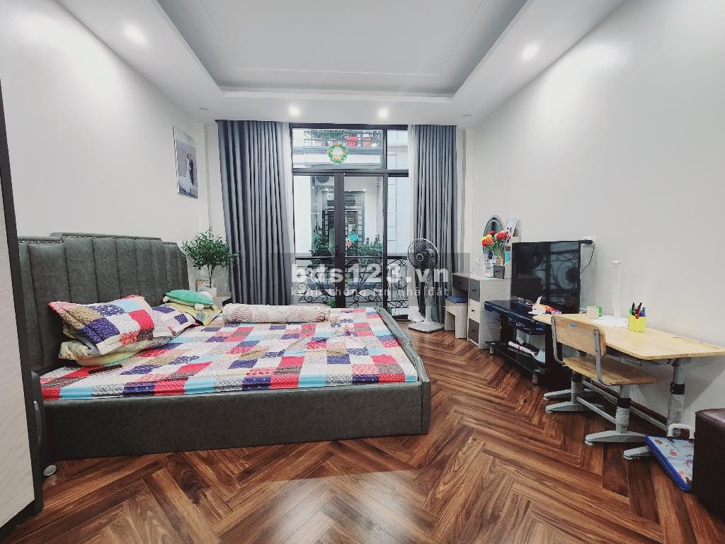 BÁN NHÀ PHỐ HỒ TÙNG MẬU 30M x 6 TẦNG NHỈNH 7 TỶ