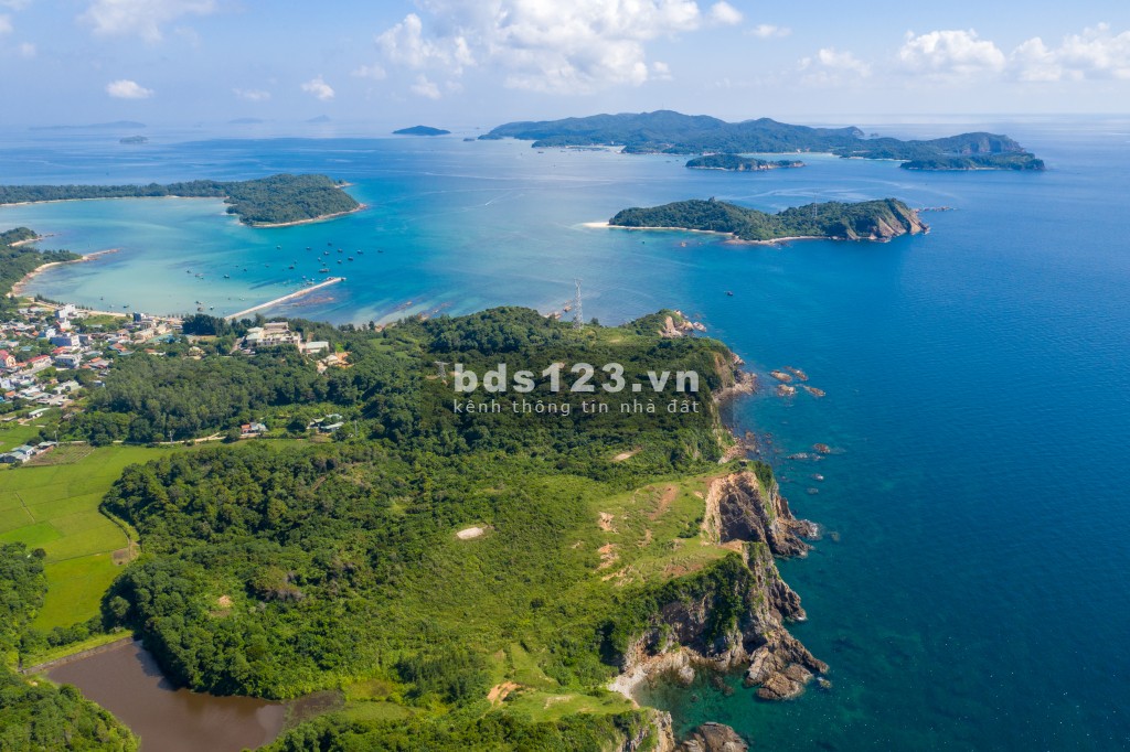 Đầu Tư Thông Minh - Lô Đất 10,299m2, View Đẹp, tặng thêm 400m2 thổ cư sẵn sổ hồng - Lh 0793059989