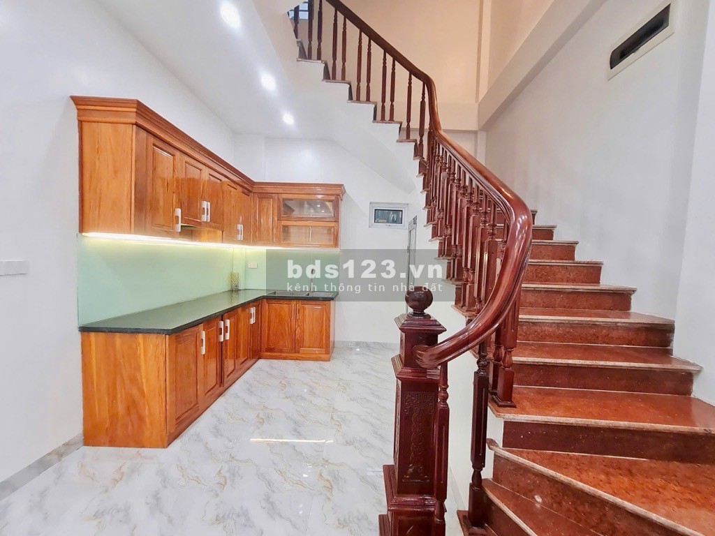 BÁN NHÀ PHÚ MỸ 40M x 6 TẦNG nhỉnh 8 TỶ