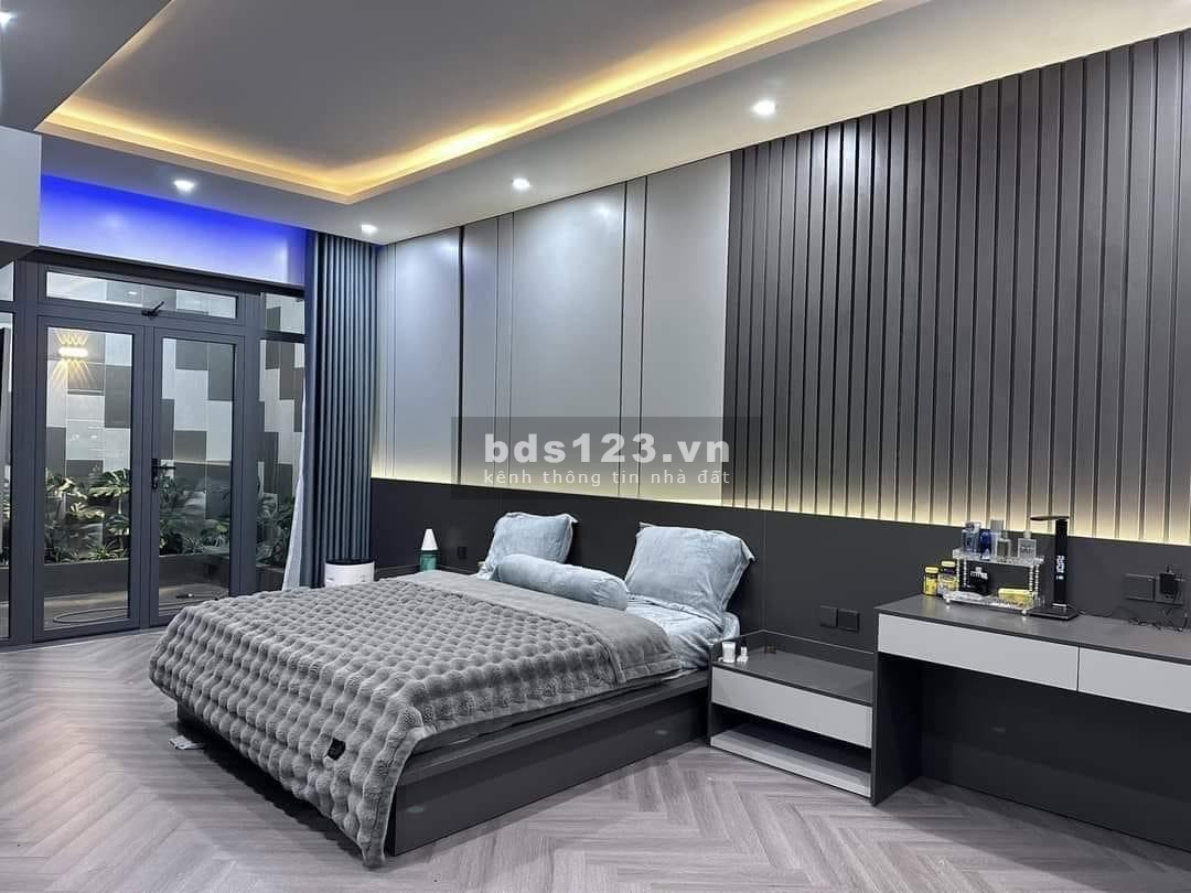 Bán nhà phường 13 Tân Bình, HXH Đồng Xoài (7*20) 5 tầng - 110 tr/m2