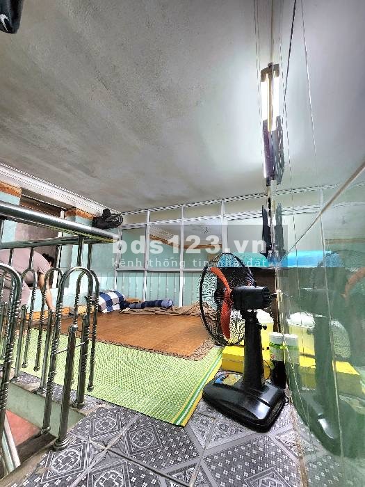 HOT!!! TRUNG TÂM QUẬN BA ĐÌNH, GIAO THƯƠNG SẦM UẤT, DIỆN TÍCH SỬ DỤNG 40M2, GIÁ 1.85 TỶ (CÓ TL)
