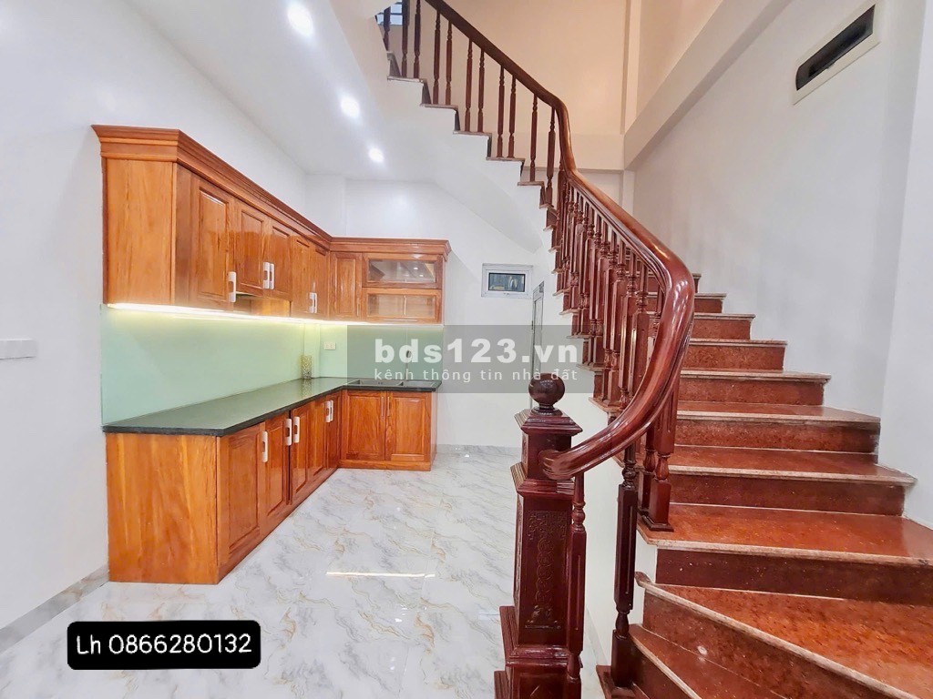 Bán nhà Phú Mỹ 40m2, 6 tầng, mặt tiền 3.6m, giá chỉ hơn 8 tỷ