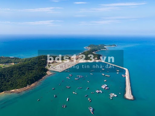 Đầu Tư Thông Minh - Lô Đất 10,299m2, View Đẹp, tặng thêm 400m2 thổ cư sẵn sổ hồng - Lh 0793059989