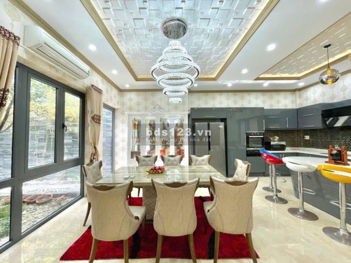 SIÊU BIỆT THỰ ĐẲNG CẤP 195M2 TRUNG TÂM ĐÀ NẴNG