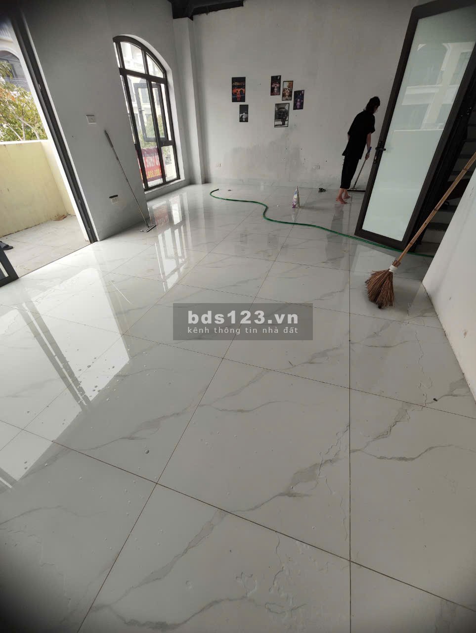 Chính chủ cần cho thuê căn song lập 150m2 giá chỉ 10 triệu: 0971536736