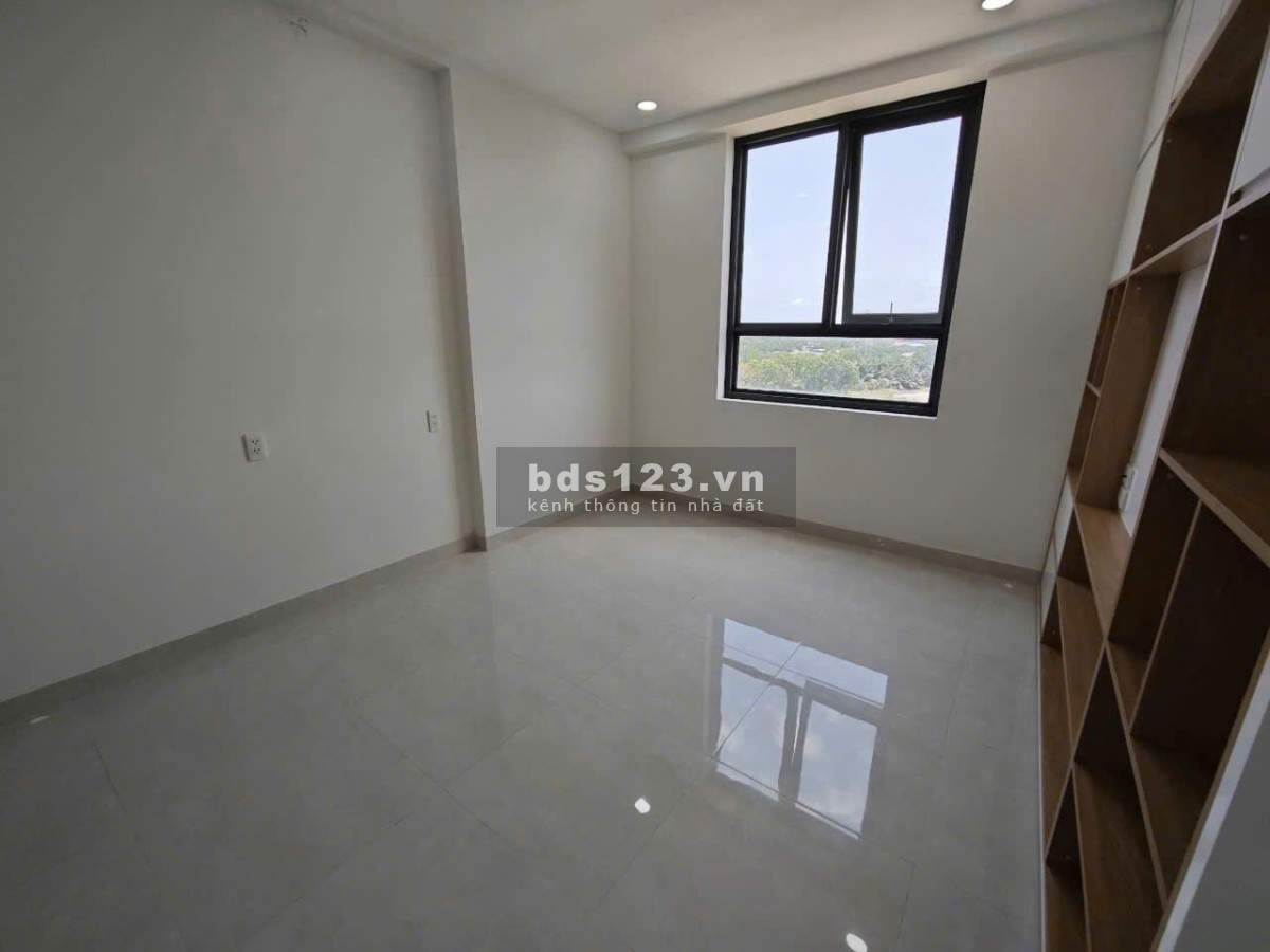 Chung cư Kingston Hoàng Văn Thụ, PN: 130m2, 21tr/th 3p ngủ