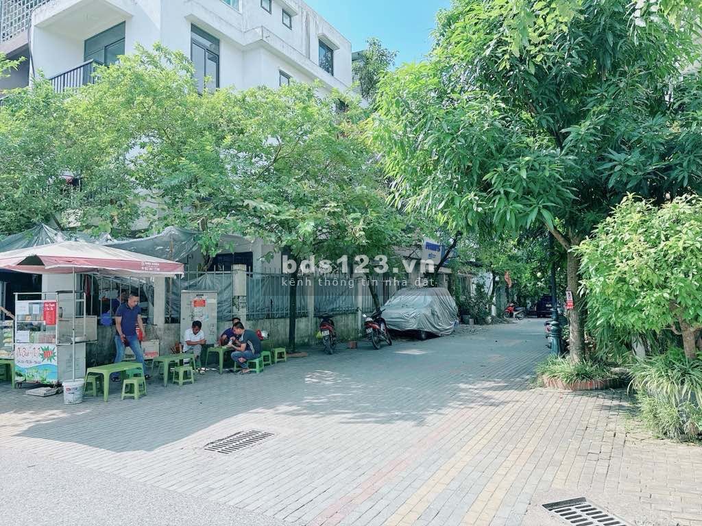 PHÂN LÔ KHU ĐÔ THỊ AO SÀO - Ô TÔ TRÁNH KINH DOANH - GIÁ 18.8 TỶ - SỔ ĐỎ CHÍNH CHỦ
