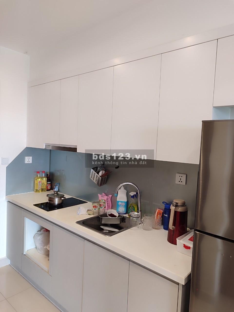 Bán căn Studio. Full nội thất, 30 m2, nhỉnh 2 tỷ, Vin Smart City, 0888516777