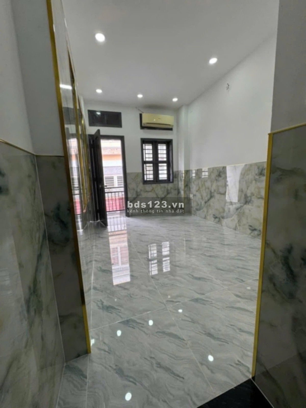 Bán nhà Hẻm Xe Hơi, Phường Tân Hưng kế bên Him Lam giá 3.x tỷ