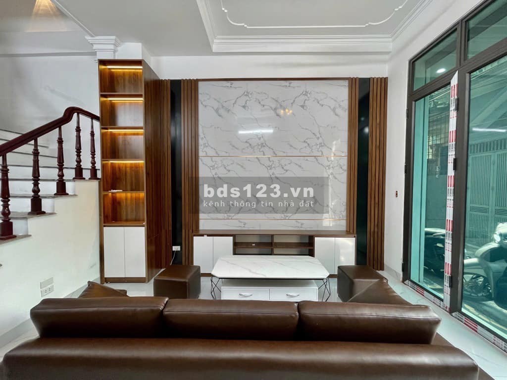 TT ĐỐNG ĐA - ĐẸP SANG XỊN MỊN - GẦN PHỐ - BA GÁC TRÁNH THOẢI MÁI