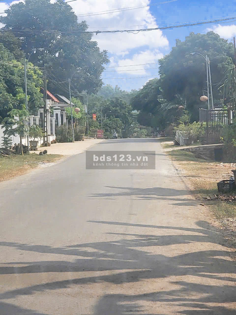 Chính chủ cần bán 2 lô đất tổng diện tích mỗi lô 160m2 giá nhỉnh hơn 200t