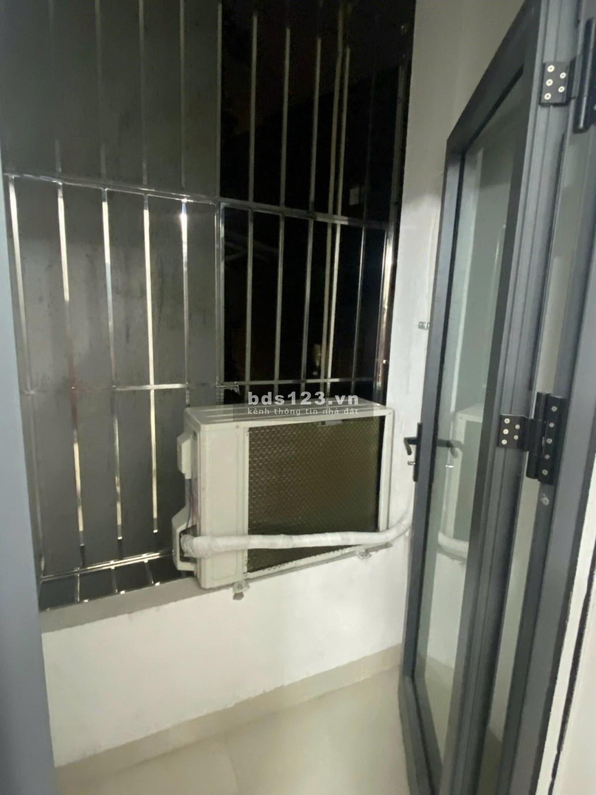 Chính chủ cho thuê phòng 30m2 ở Dương Quảng Hàm, Cầu Giấy