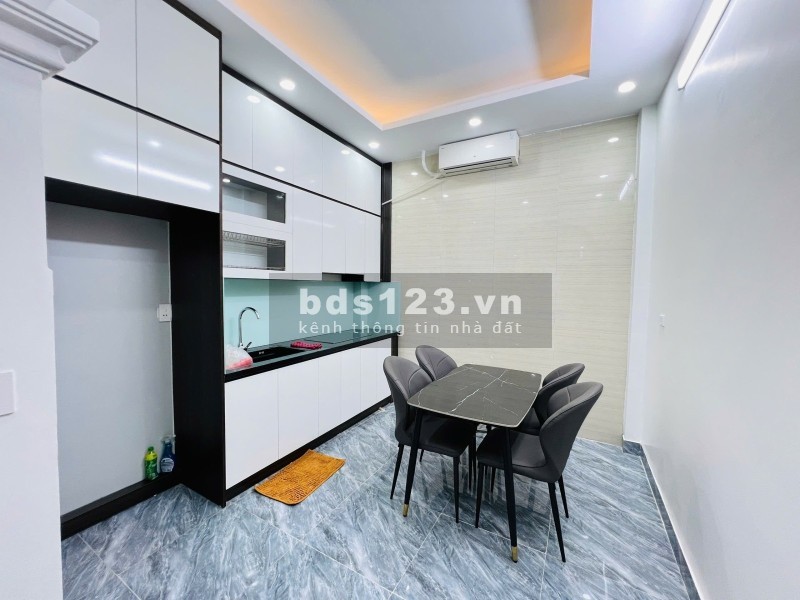 KINH DOANH ĐỒNG THỜI Ở NGAY! Ngõ thông tứ tung