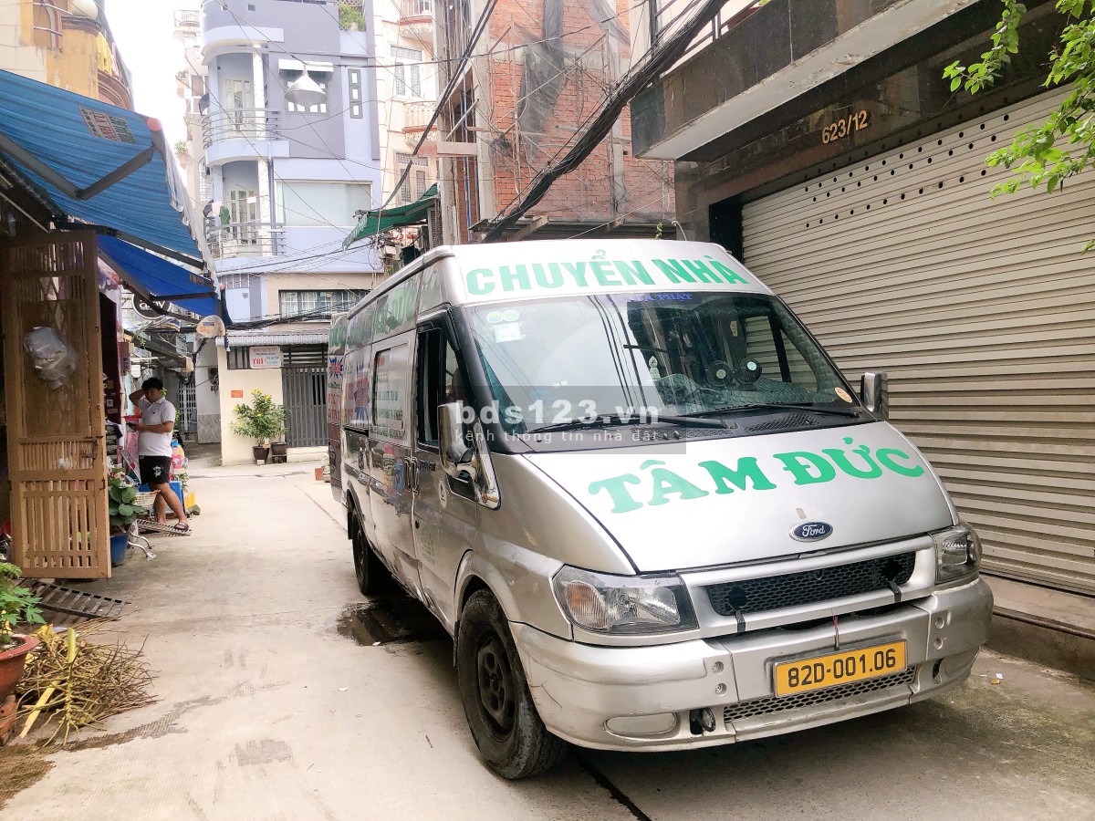 NGUYÊN CĂN, HẺM XE HƠI 7 CHỖ, CMT8 Q10, THUẬN TIỆN VỪA Ở VỪA KINH DOANH. ĐẦY ĐỦ NỘI THẤT. DT: 3,2X14