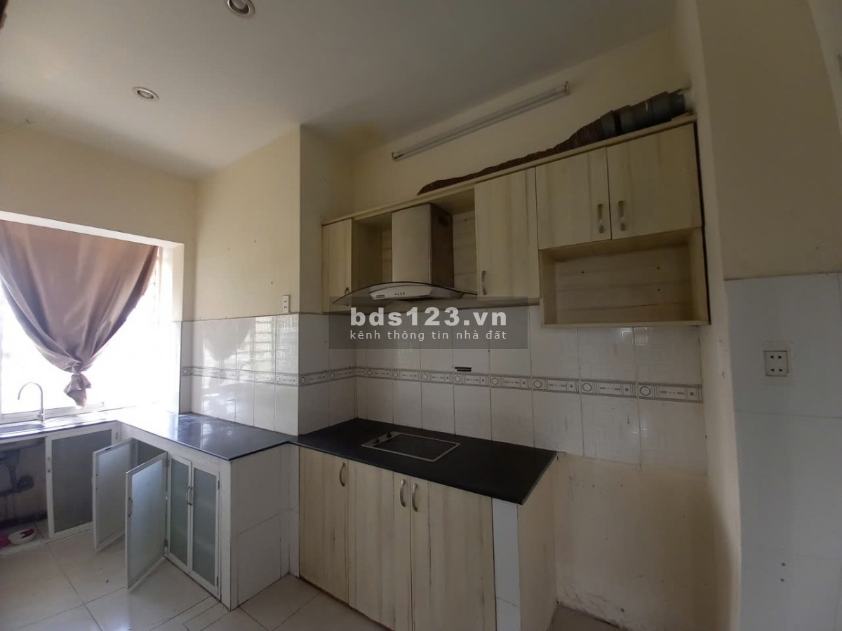 Chung cư Phan Xích Long, P2, Phú Nhuận: 75m2 - 2p ngủ, 1wc, NT, 9.5tr