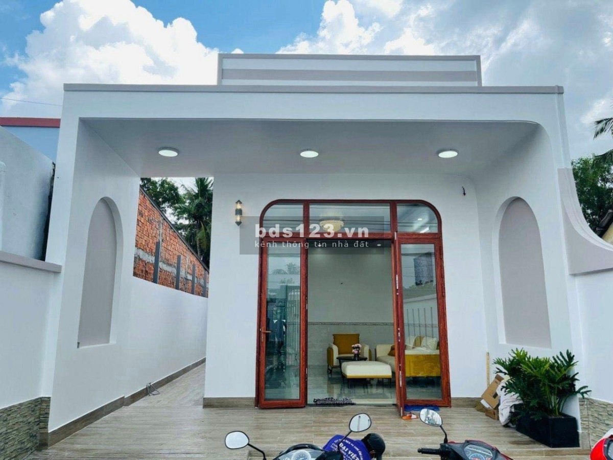 Chủ ngộp cần bán gấp nhà cấp 4 ngay gần chợ Thạnh Phú Vĩnh Cửu chỉ cần 500tr nhận nhà ngay.