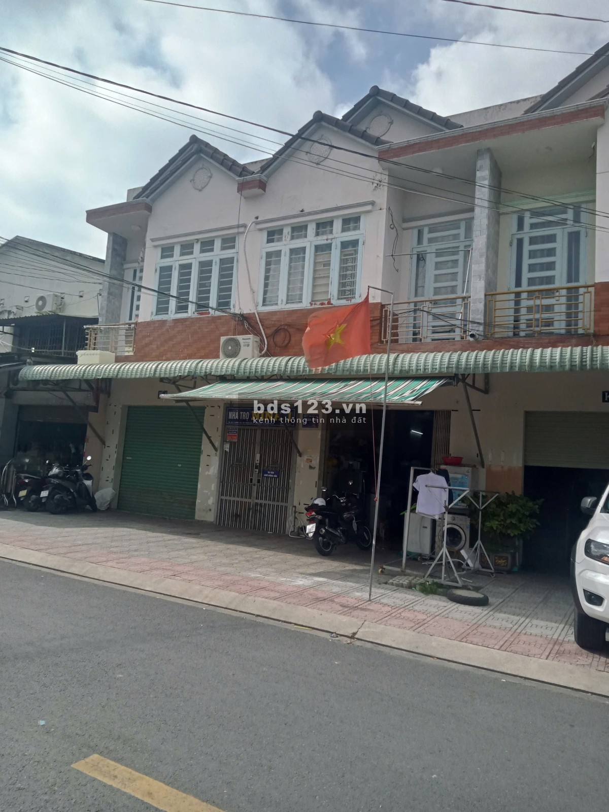 Bán nhà TRỆT LẦU và 16 phòng trọ Thuận Giao Thuận An