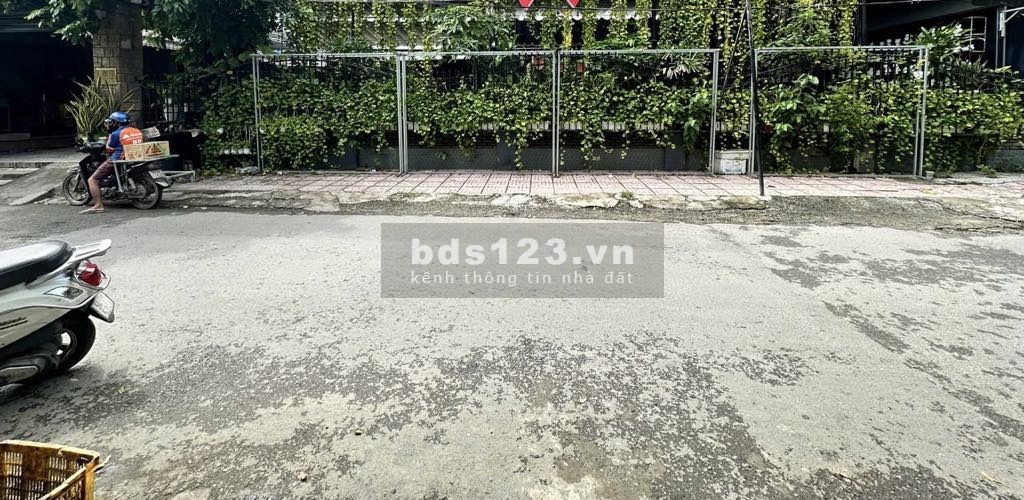 **THỜI CƠ VÀNG** Đất Vàng Xây Khách Sạn - Mặt tiền đường nội bộ Phan Huy Ích, Gò Vấp