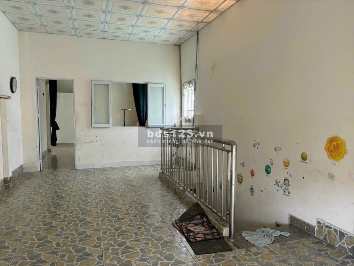 Nhà mặt tiền Đình Phong Phú, Tăng Nhơn Phú B, quận 9, 15tỷ/200 m2.