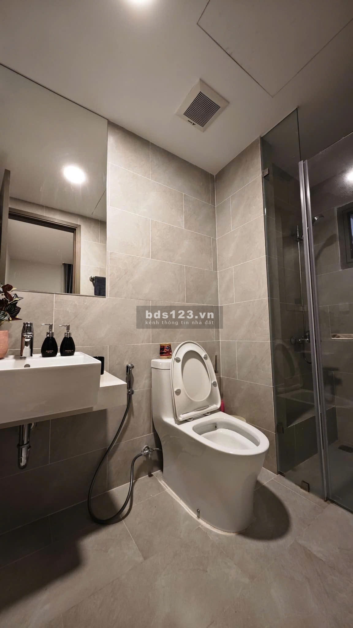 Chung cư Celadon, Sơn Kỳ, Tân Phú: 75m2, 2p ngủ, 2wc,NT, 12tr