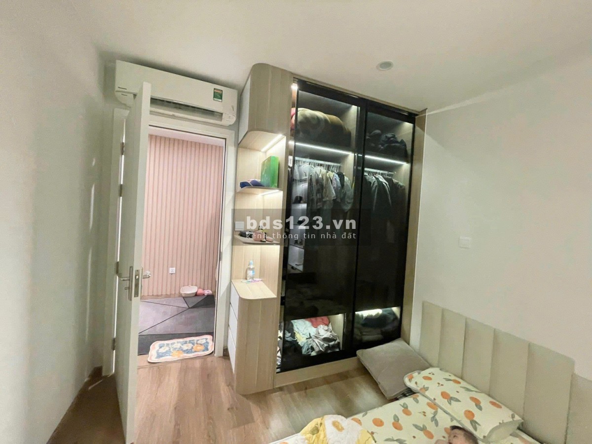 Bán nhanh căn 1 ngủ +, full nội thất, gần Công Viên, nhỉnh 3 tỷ, 0888516777