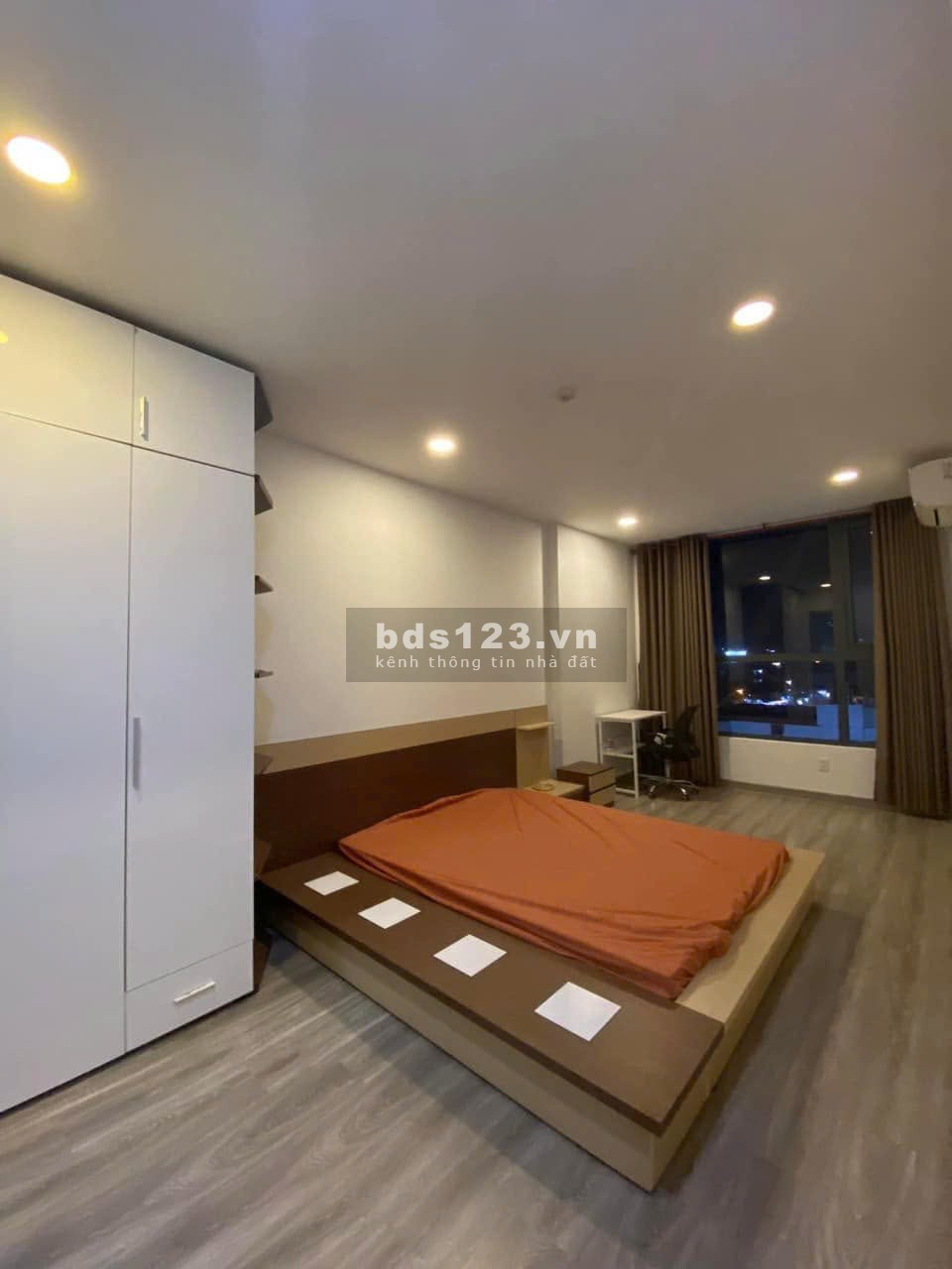Chung cư Ruby Nguyễn Sỹ Sách, p15, Tân BÌnh:, 3p ngủ, 2wc, 12tr/th
