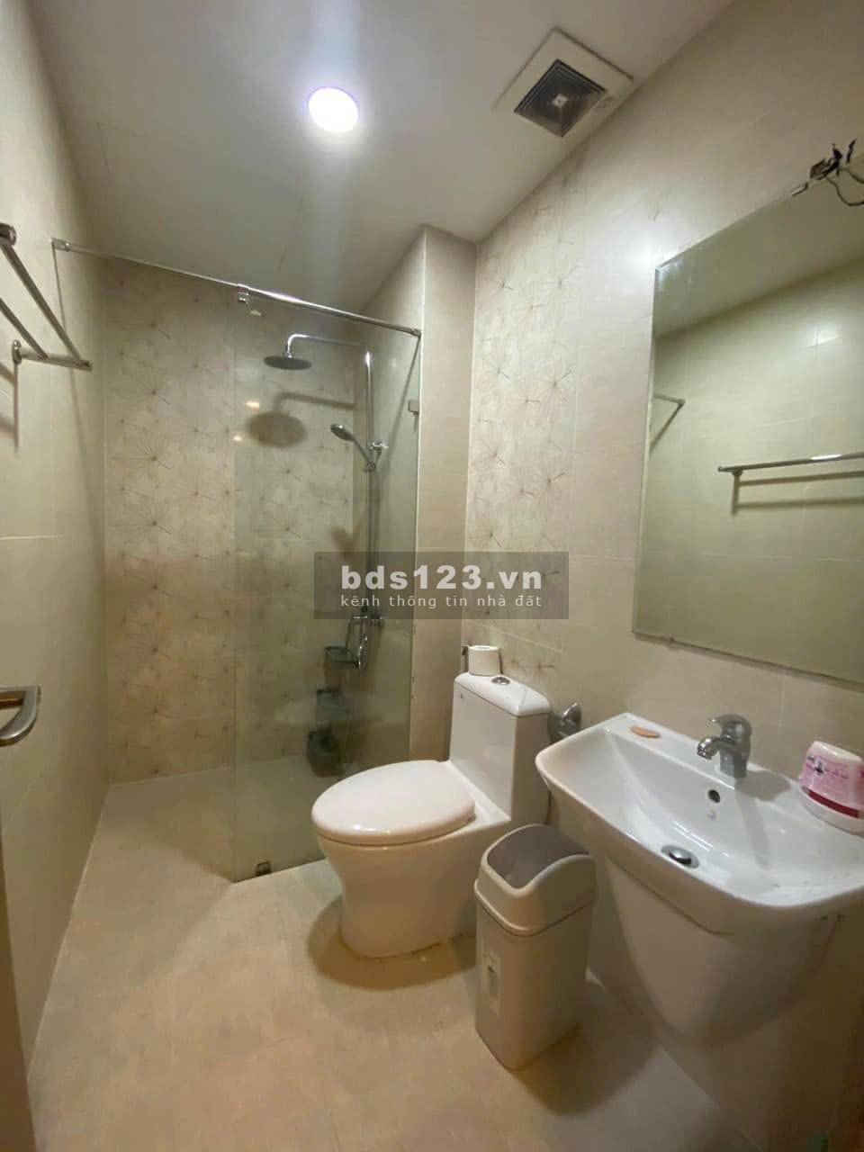 Chung cư Ruby Nguyễn Sỹ Sách, p15, Tân BÌnh:, 3p ngủ, 2wc, 12tr/th
