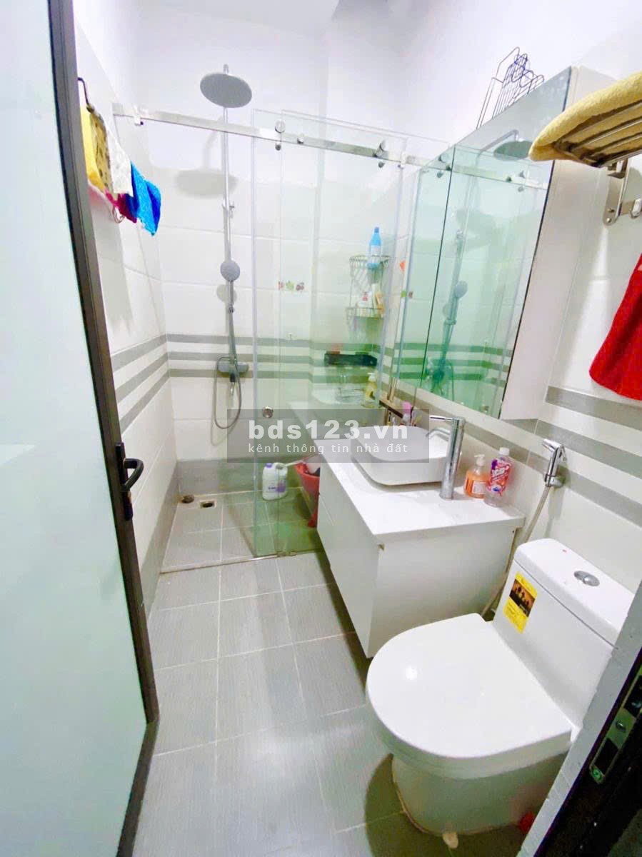 BÁN NHÀ NGAY NGÃ TƯ HỒ TÙNG MẬU - CẦU GIẤY - HN
