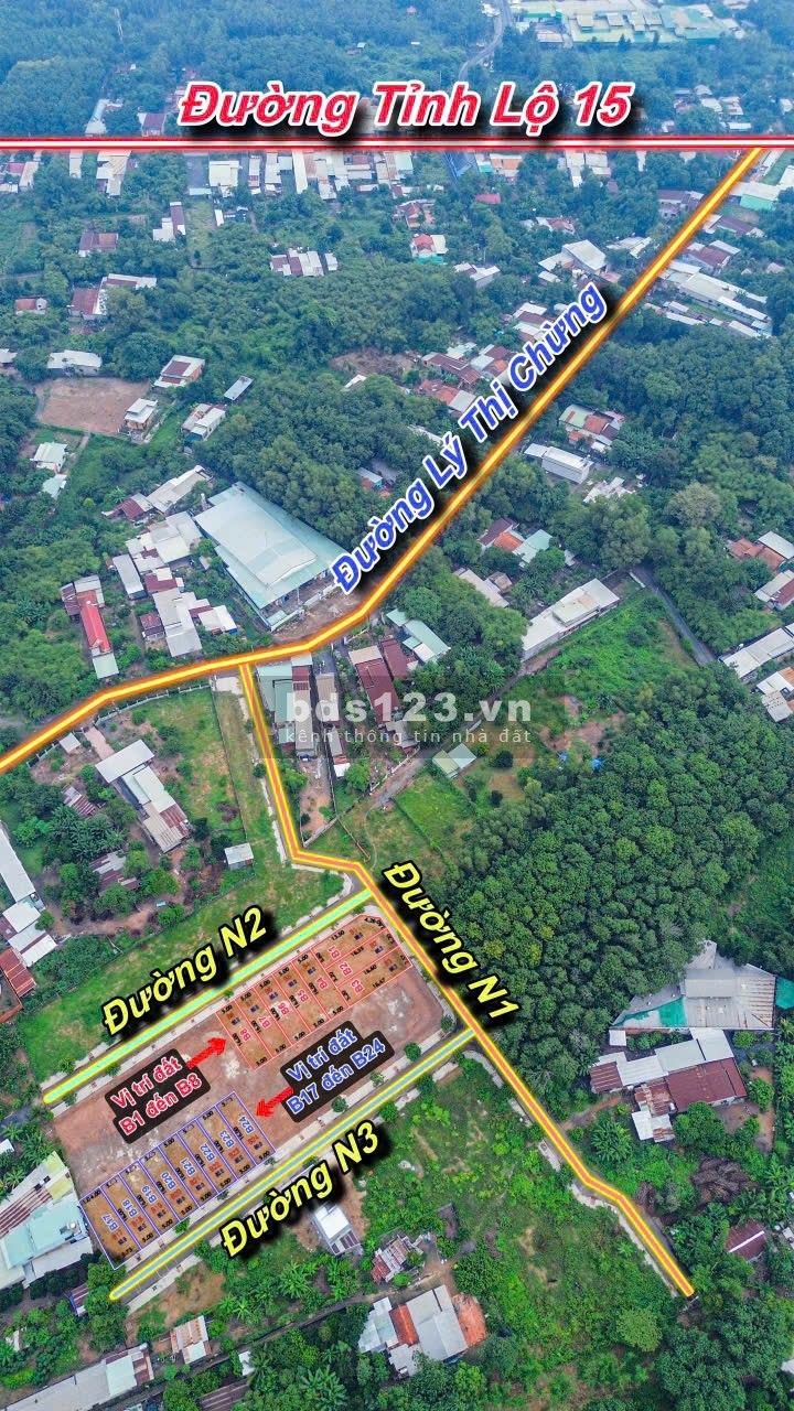 Cần bán gấp lô đất mặt đường nhựa, nằm gần tỉnh lộ 15 SHR 500 triệu