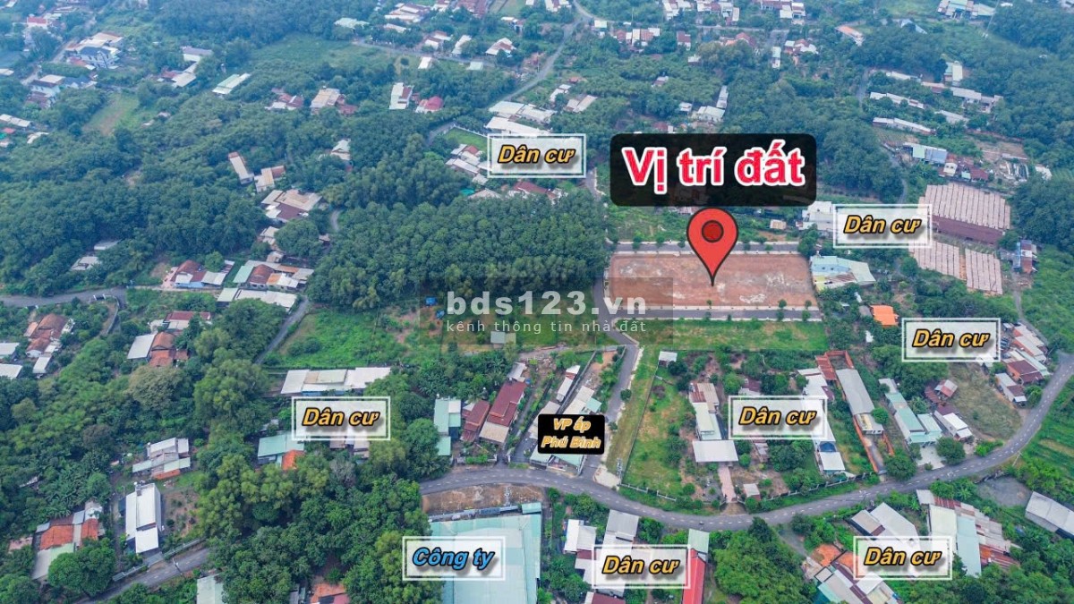 Cần bán gấp lô đất mặt đường nhựa, nằm gần tỉnh lộ 15 SHR 500 triệu