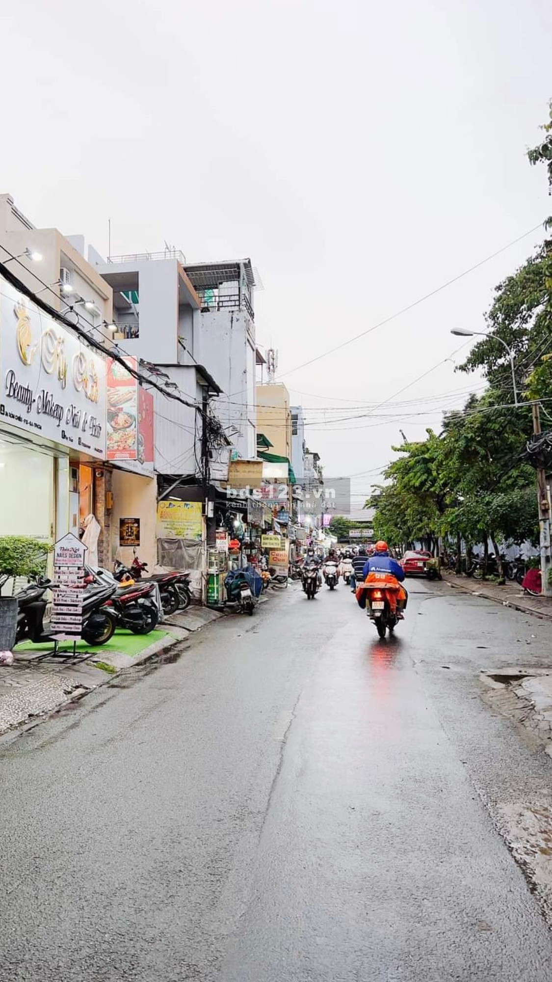 BÁN NHÀ CHÍNH CHỦ, MẶT TIỀN ĐƯỜNG TÔN ĐẢN, QUẬN 4