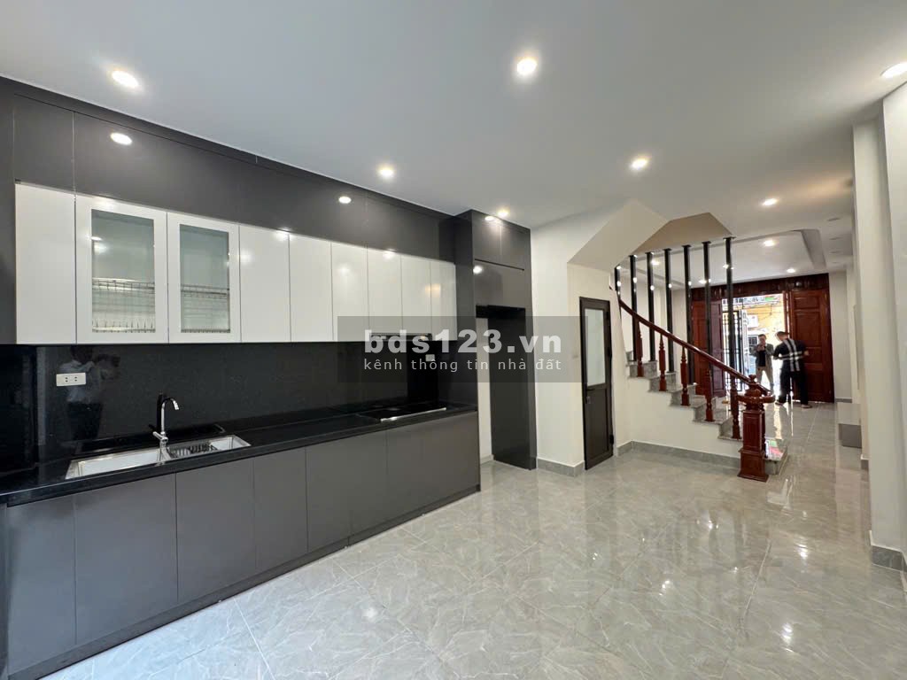 NHÀ ĐẸP TRUNG TÂM THẠCH BÀN LONG BIÊN 67M2 CHỈ NHỈNH 8 TỶ – CƠ HỘI VÀNG