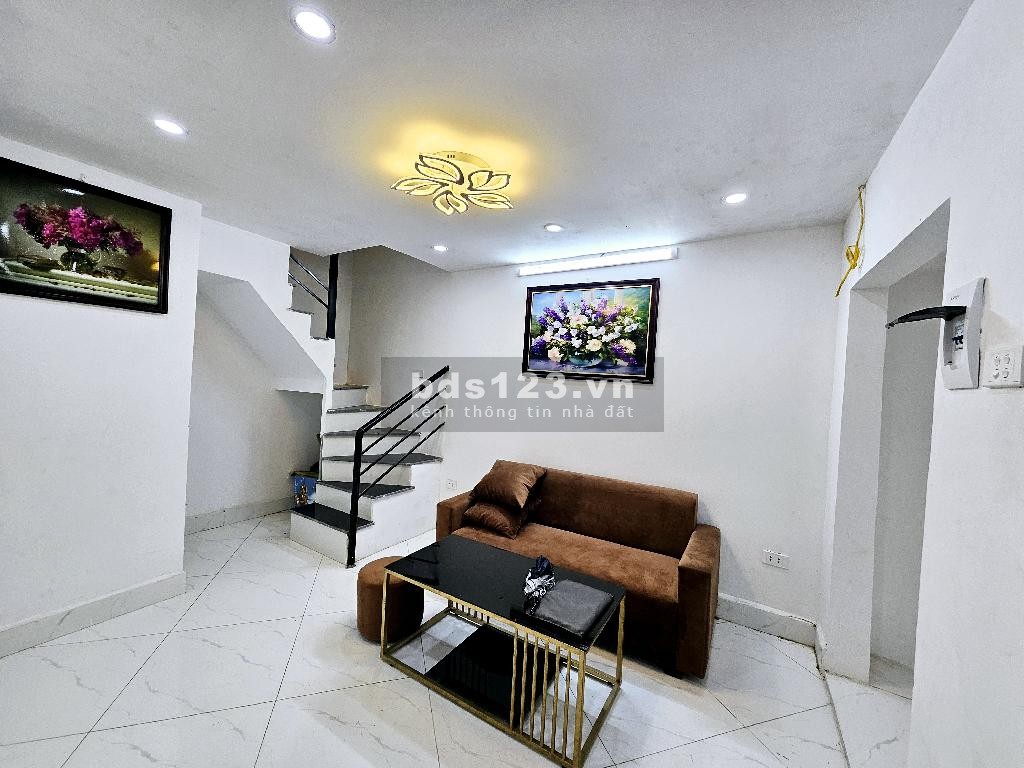 Bán nhà Hồng Mai, nhà xinh, 4 tầng, ở ngay