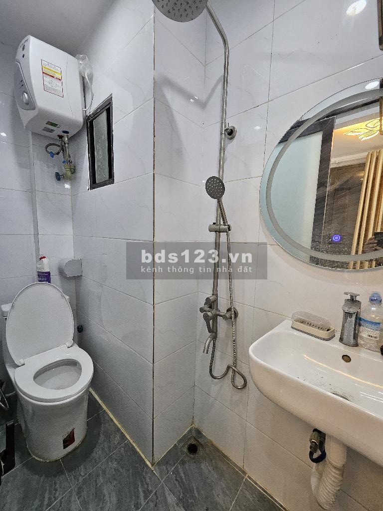 Bán nhà Hồng Mai, nhà xinh, 4 tầng, ở ngay