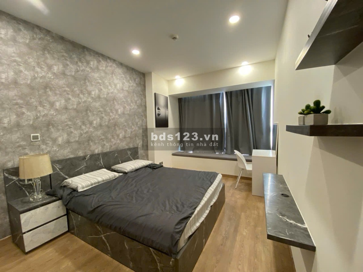 Cho thuê căn hộ 82m2 2PN-2WC full nội thất khu Phú Mỹ Hưng Quận 7, có chỗ đậu xe hơi, giá 25tr/th TL