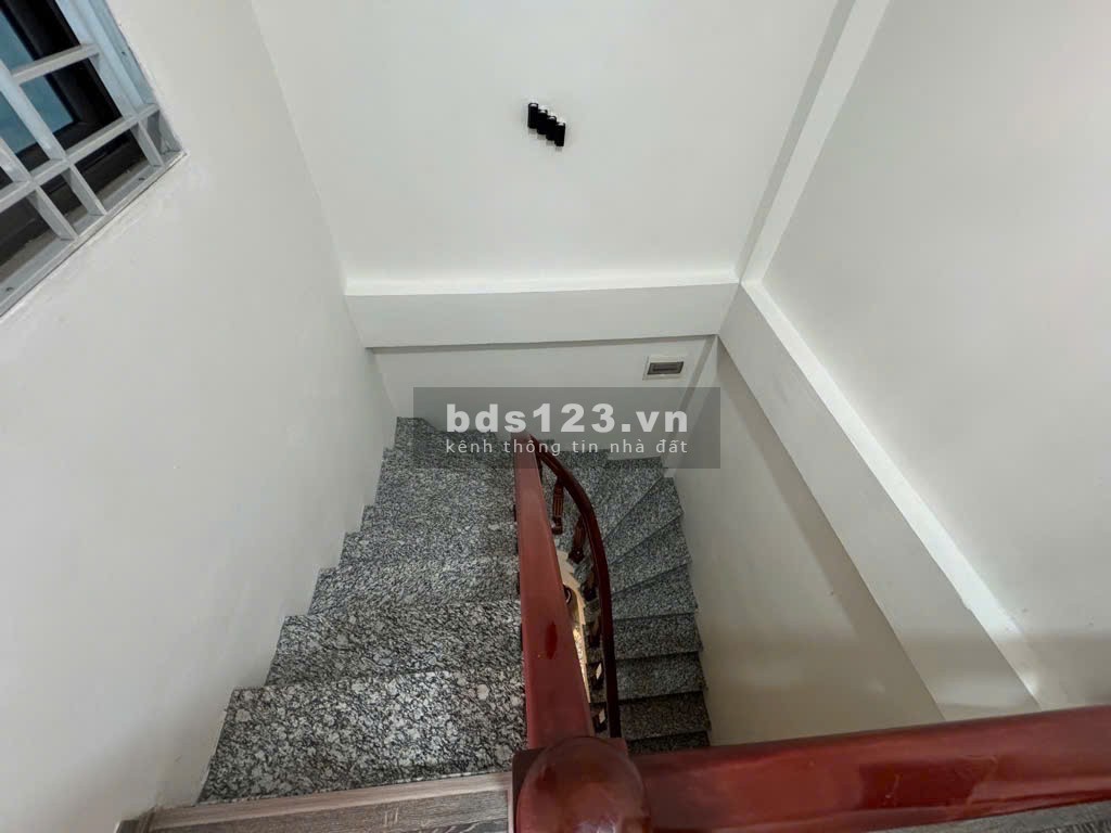 NHÀ ĐẸP TRUNG TÂM THẠCH BÀN LONG BIÊN 67M2 CHỈ NHỈNH 8 TỶ – CƠ HỘI VÀNG