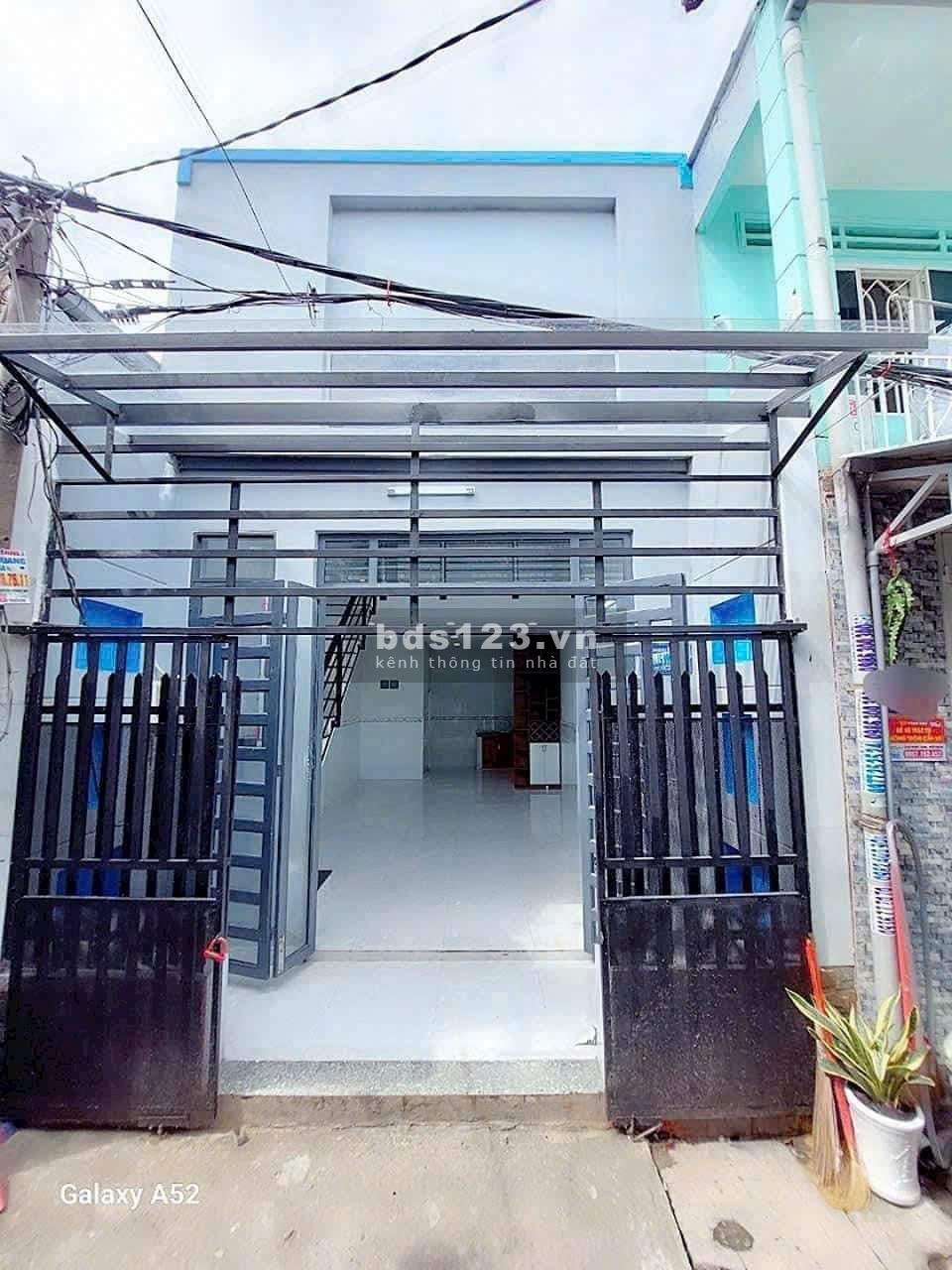 Chủ cần bán gấp căn nhà cấp 4 gần đường Bùi Thanh khiết Bình Chánh