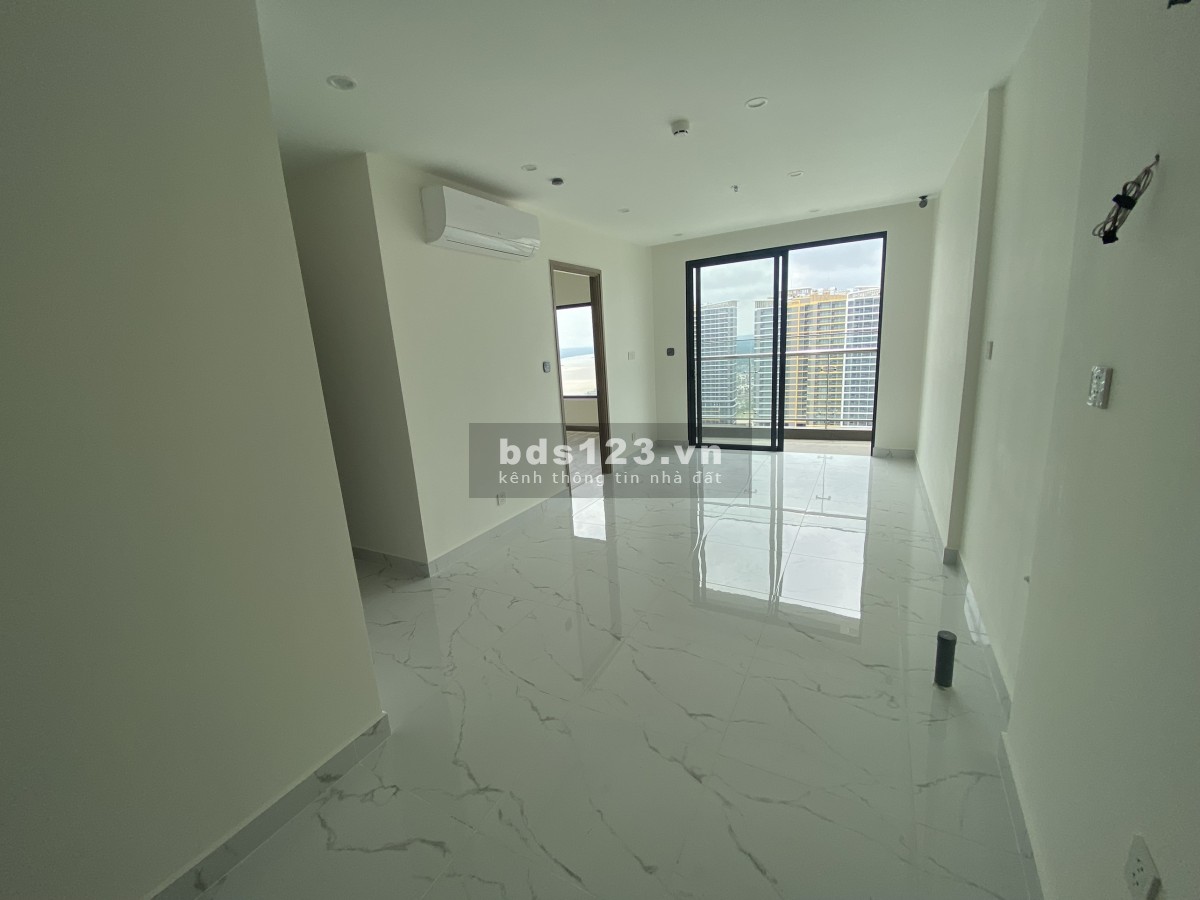 Bán gấp 2PN2WC 59m2, view sông và công viên Vinwonder, giá rẻ chỉ 2.9 tỷ Vinhomes Grand Park quận 9