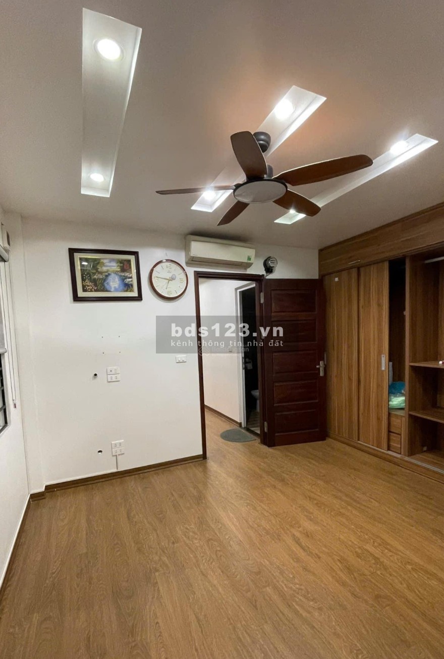 Bán nhà Hồ Phương Liệt - Giải Phóng 30m2, 5 tầng, ngõ rộng 2 ô tô tránh nhau, 6.2 tỷ