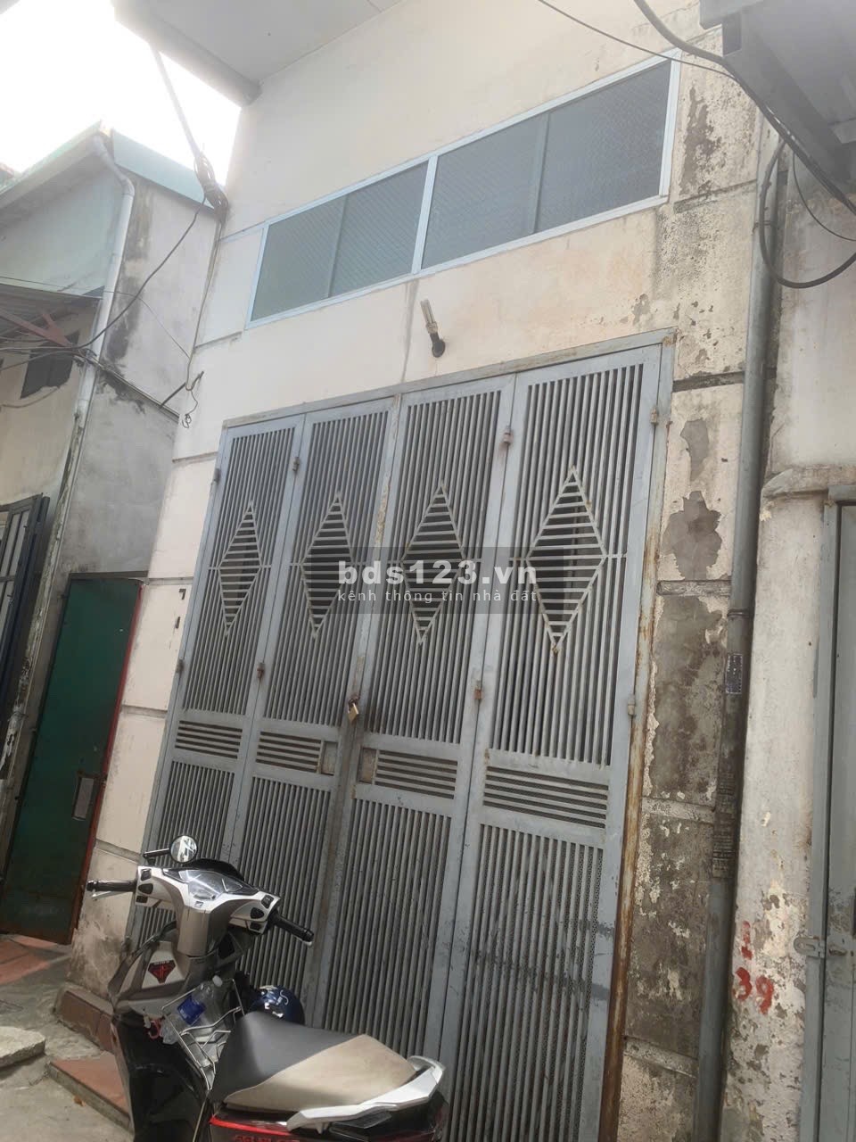 [Cực Hiếm] Bán nhà ngõ 12/27 Nghĩa Dũng, Phúc Xá, Ba Đình 32m2 chỉ 2.35 tỷ