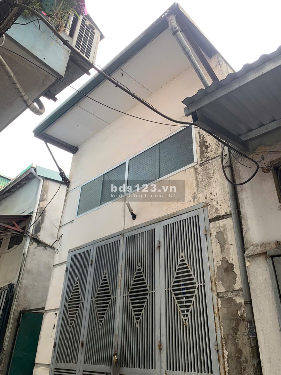 [Cực Hiếm] Bán nhà ngõ 12/27 Nghĩa Dũng, Phúc Xá, Ba Đình 32m2 chỉ 2.35 tỷ