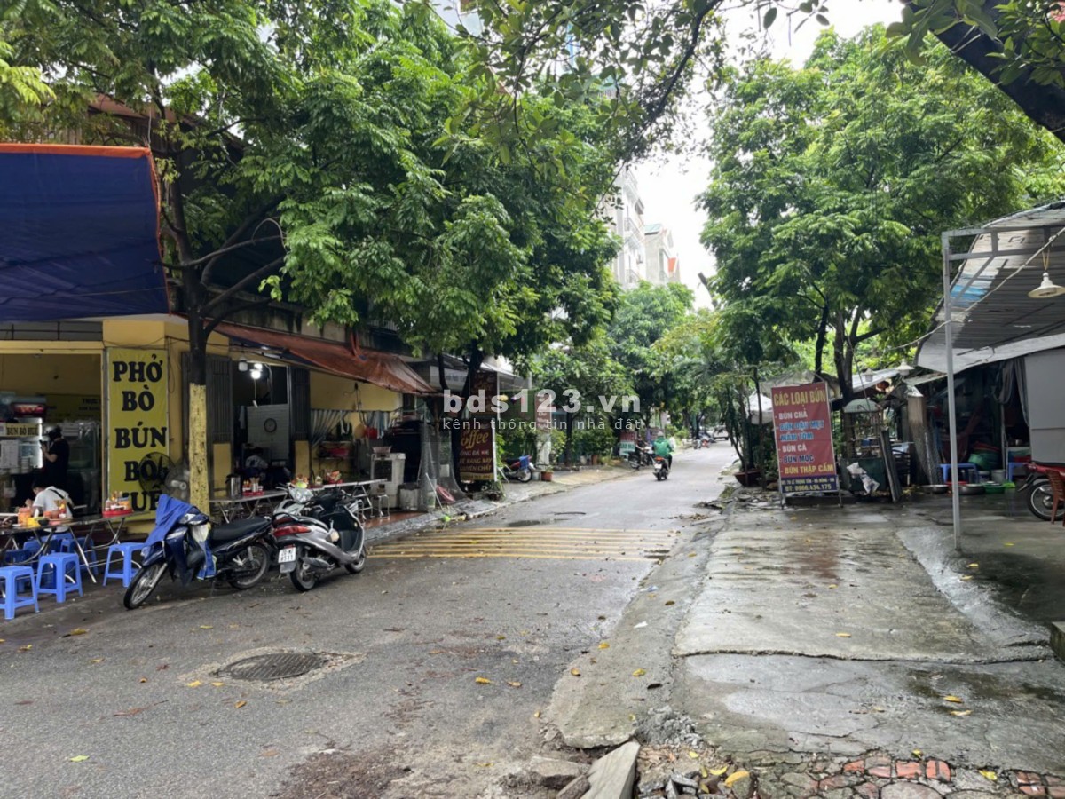 Bán đất Hà Đông hiếm ! Ô tô vào đất, 63/70 m2, mặt tiền 5 m đẹp lung linh giá chào 5.65 tỷ.