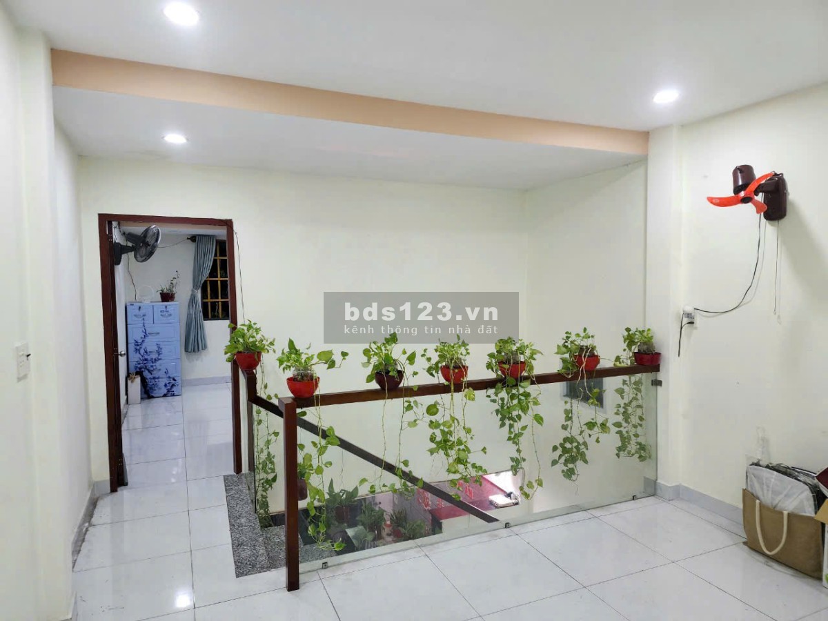 Nhà đường Sư Đoàn 9 xã Vĩnh Lộc A Bình Chánh TP HCM