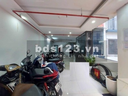 Bán nhà phố Kim Mã, toà căn hộ dịch vụ 9 tầng, 35 phòng full nội thất, 122m2