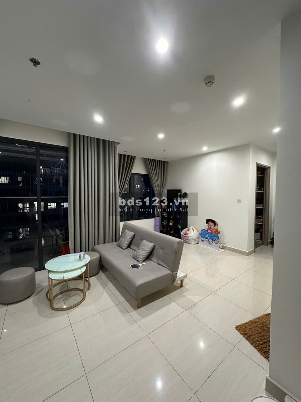 Bán gấp 2PN + 69m2, full nội thất liền tường, giá chỉ 3.1 tỷ, Lỗ 700tr Origami Vinhomes Grand Park