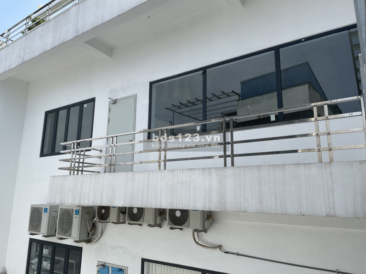 Cho thuê văn phòng 7-9 Đường Nguyễn Du, Phường Nguyễn Du, Nam Định, Nam Định, diện tích: 470m2.