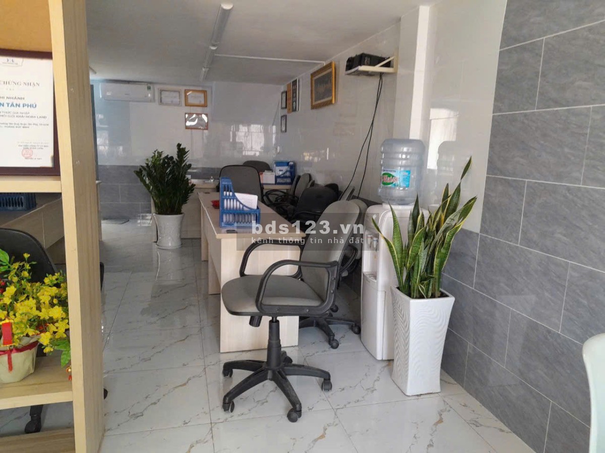 CHÍNH CHỦ CẦN BÁN 80m2 MẶT TIỀN NGUYỄN TRÃI QUẬN 5